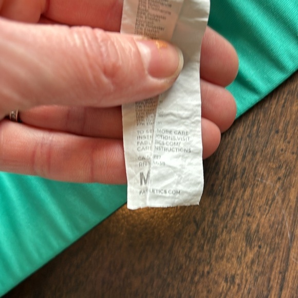 Fabletics No-Bounce Sports Bra Zip-Up Size Medium Green High Impact - Picture 9 of 11